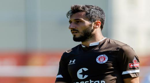 طرد لاعب تركي من نادي ألماني بسبب دعمه للغزو التركي لسوريا