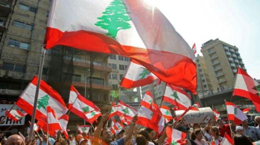 الجيش اللبناني يتدخل لمنع أنصار حزب الله وحركة أمل من الدخول إلى ساحة الشهداء